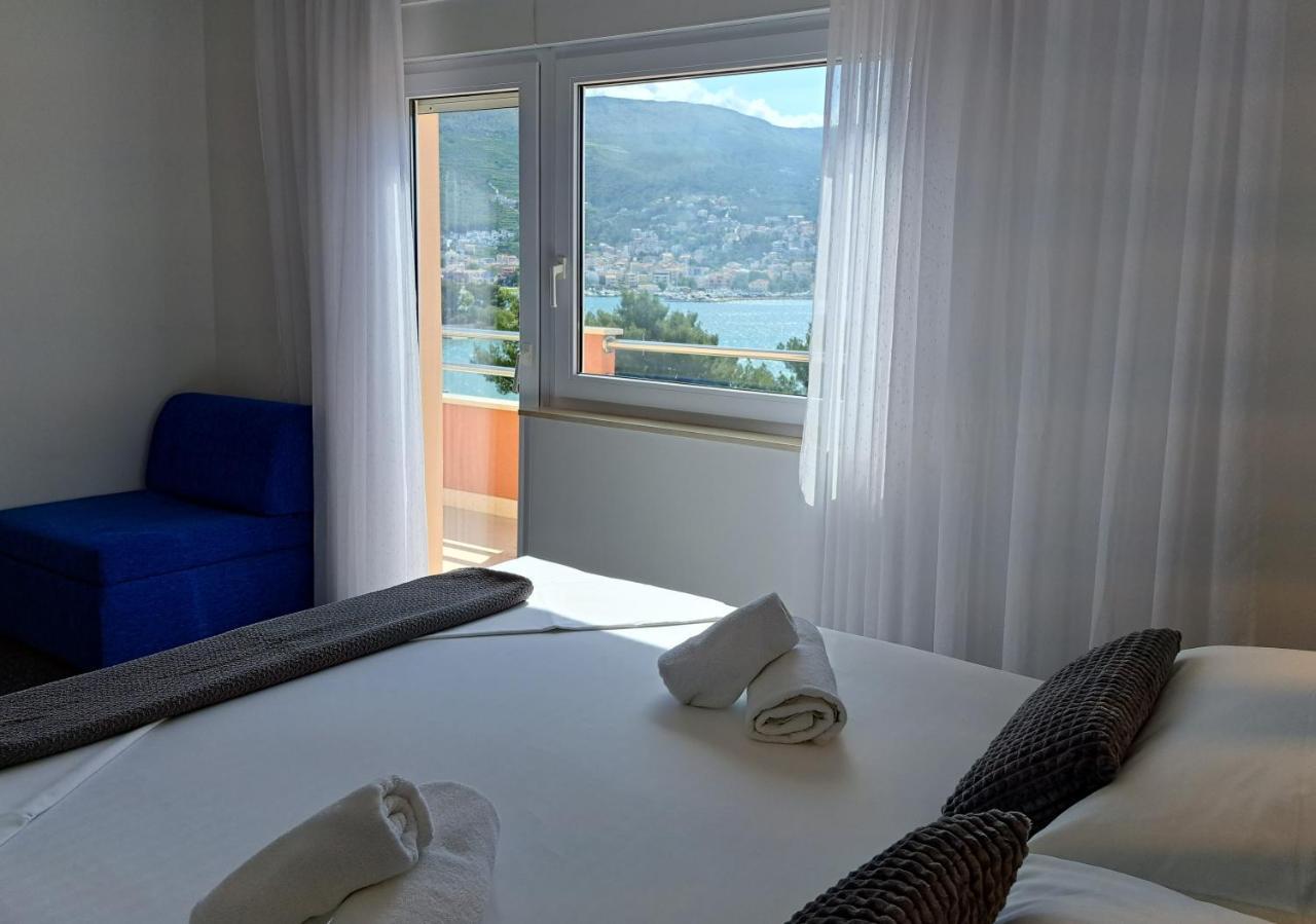 Rooms Zvonimir Stobreč Εξωτερικό φωτογραφία