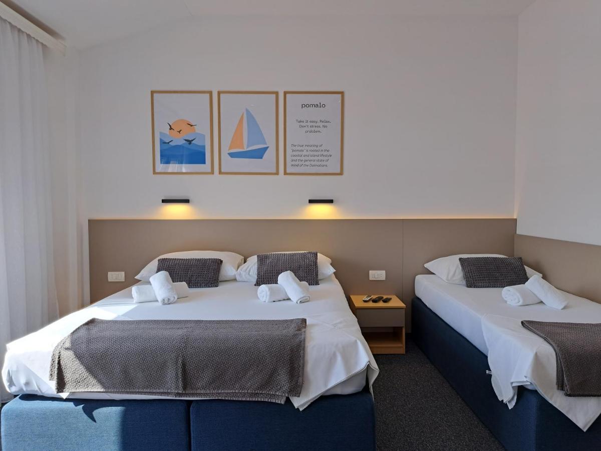 Rooms Zvonimir Stobreč Εξωτερικό φωτογραφία