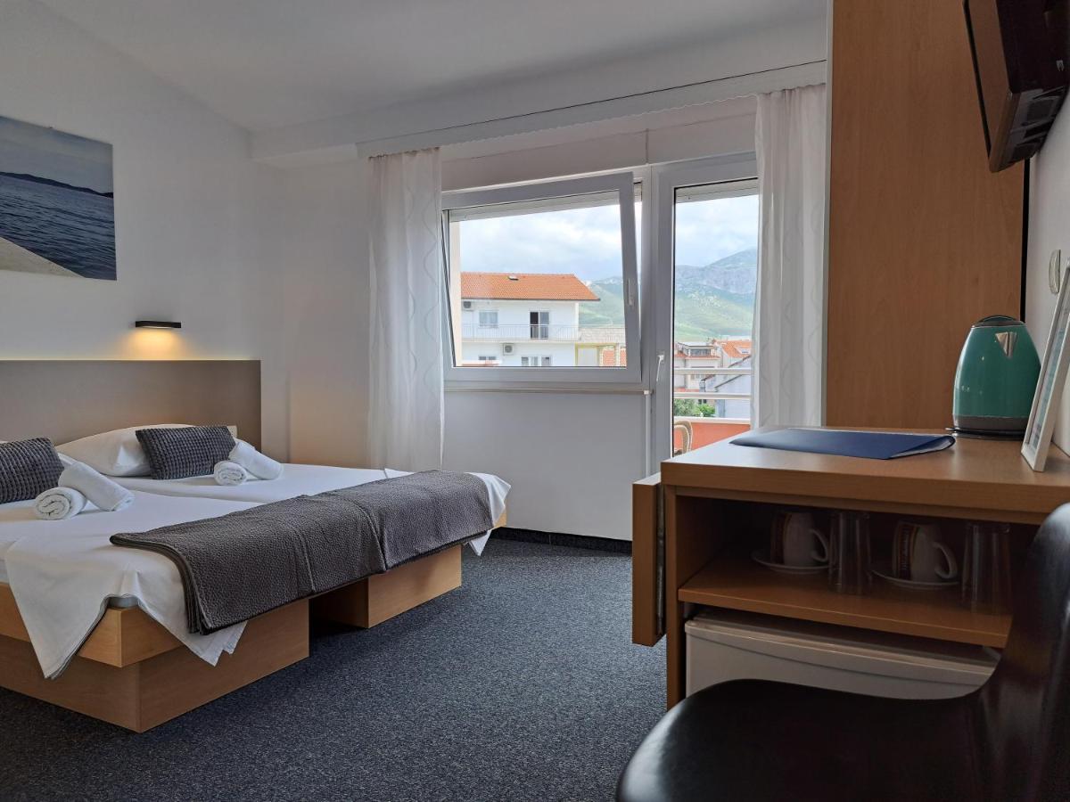 Rooms Zvonimir Stobreč Εξωτερικό φωτογραφία